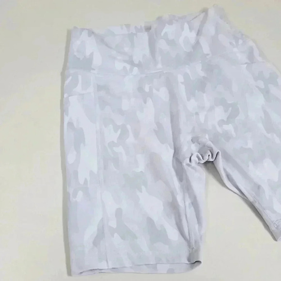 Buffbunny White Camo Biker Shorts - Picture 3 of 9